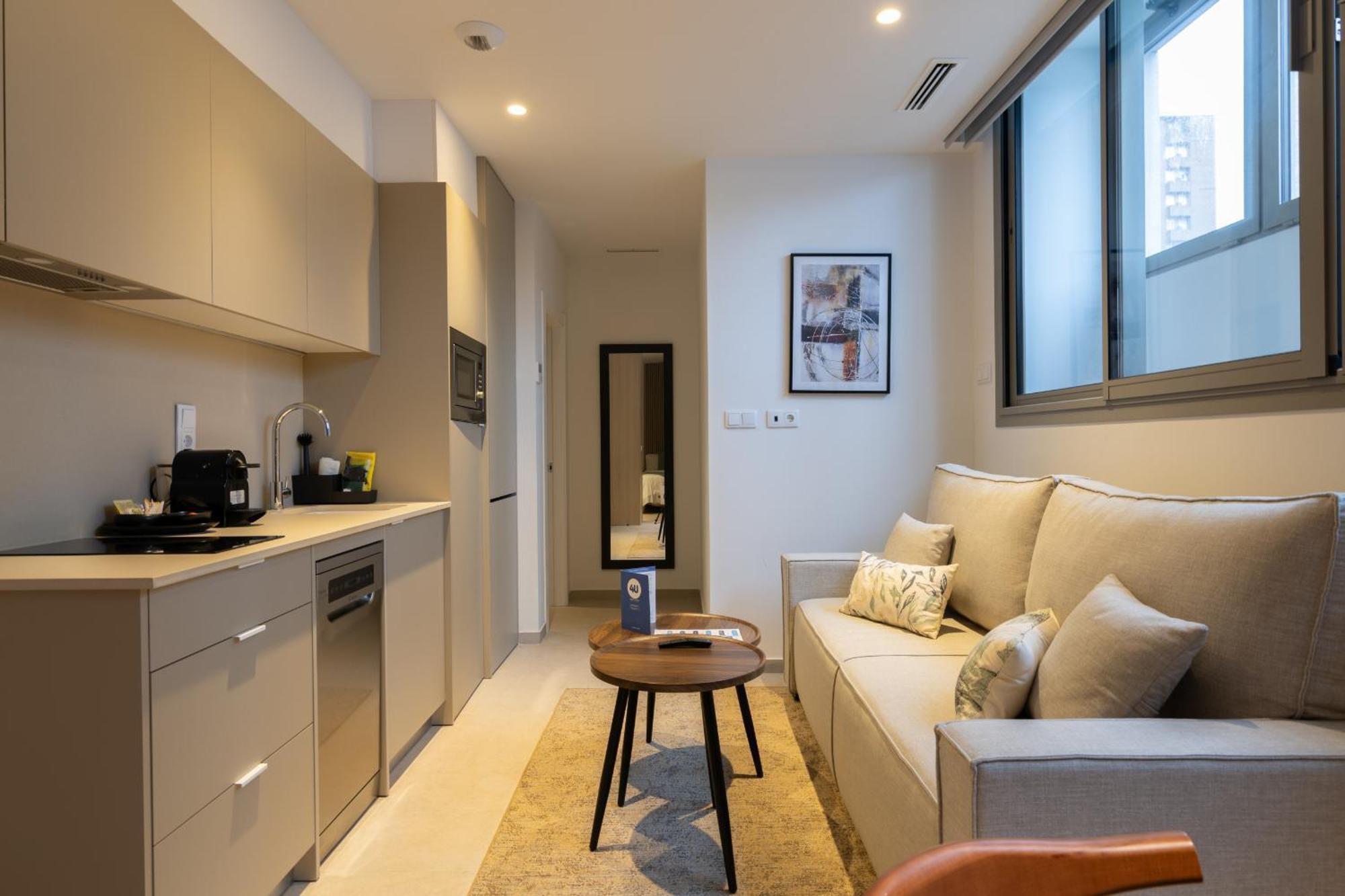 Arena Basic Aparthotel Валенсия Екстериор снимка