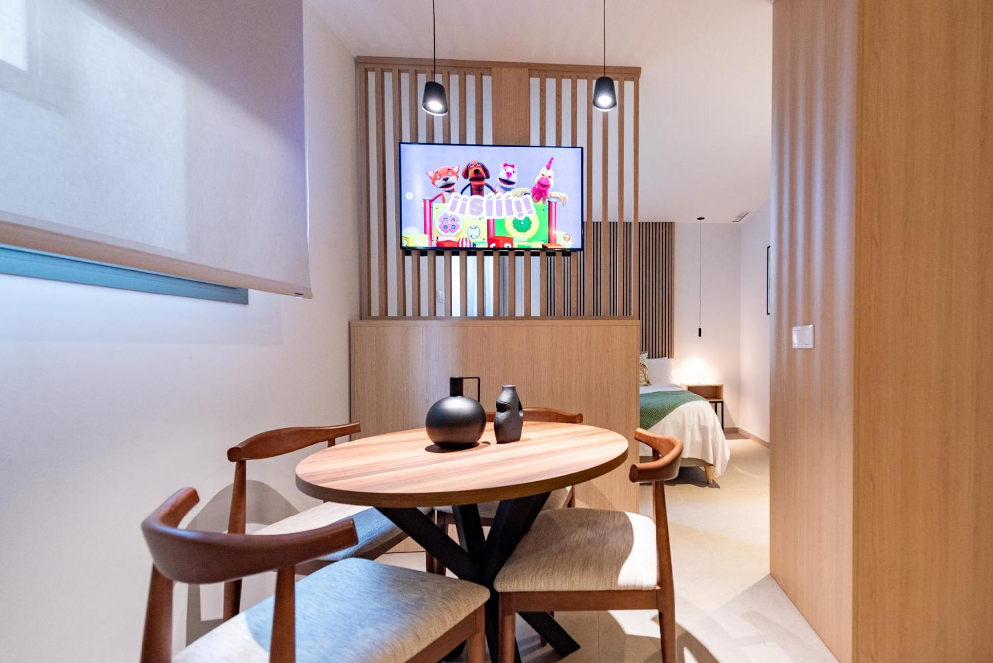 Arena Basic Aparthotel Валенсия Екстериор снимка